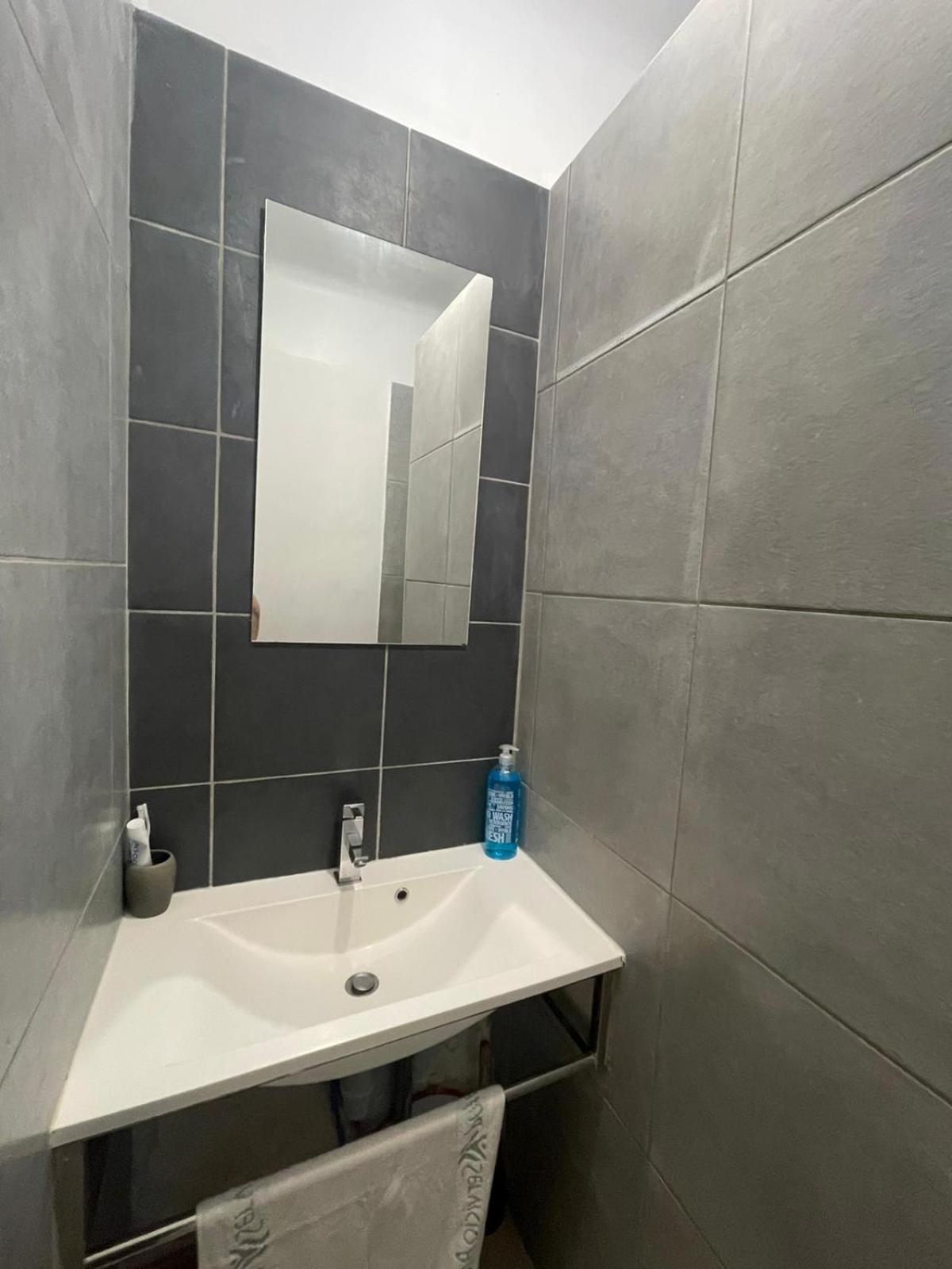 Accommodatie bij particulieren Refuge La Nuit Etoilee, Cosy Bedroom Au Bord De L'eau, View On River Or Garden, Center 5 Mn Walk, Free Wifi, Coffee, Tea, Parking *